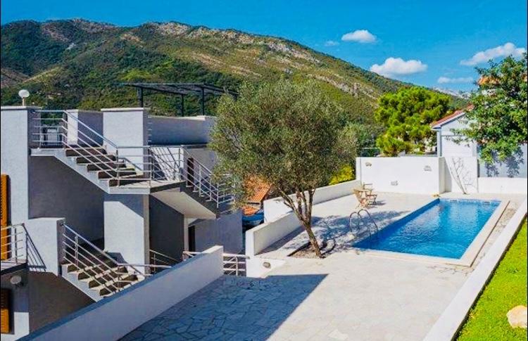 Tale House Montenegro Tivat Exterior foto